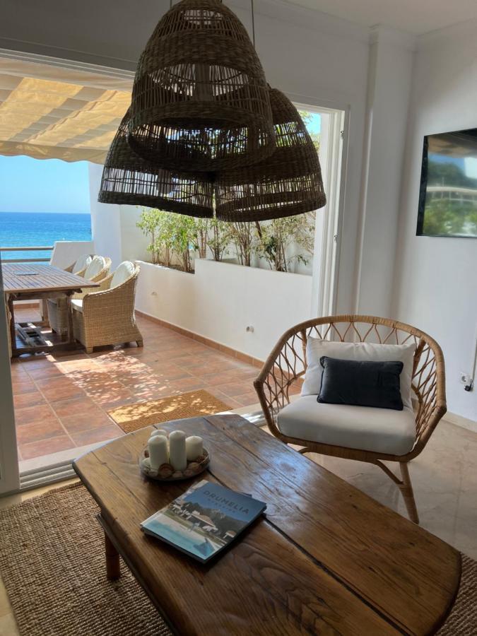 Playa Cristo Amazing Beach Terrace Appartment Estepona Bagian luar foto