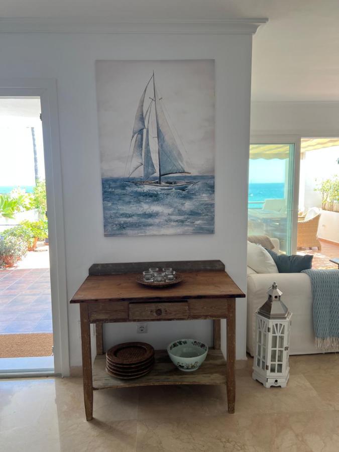 Playa Cristo Amazing Beach Terrace Appartment Estepona Bagian luar foto