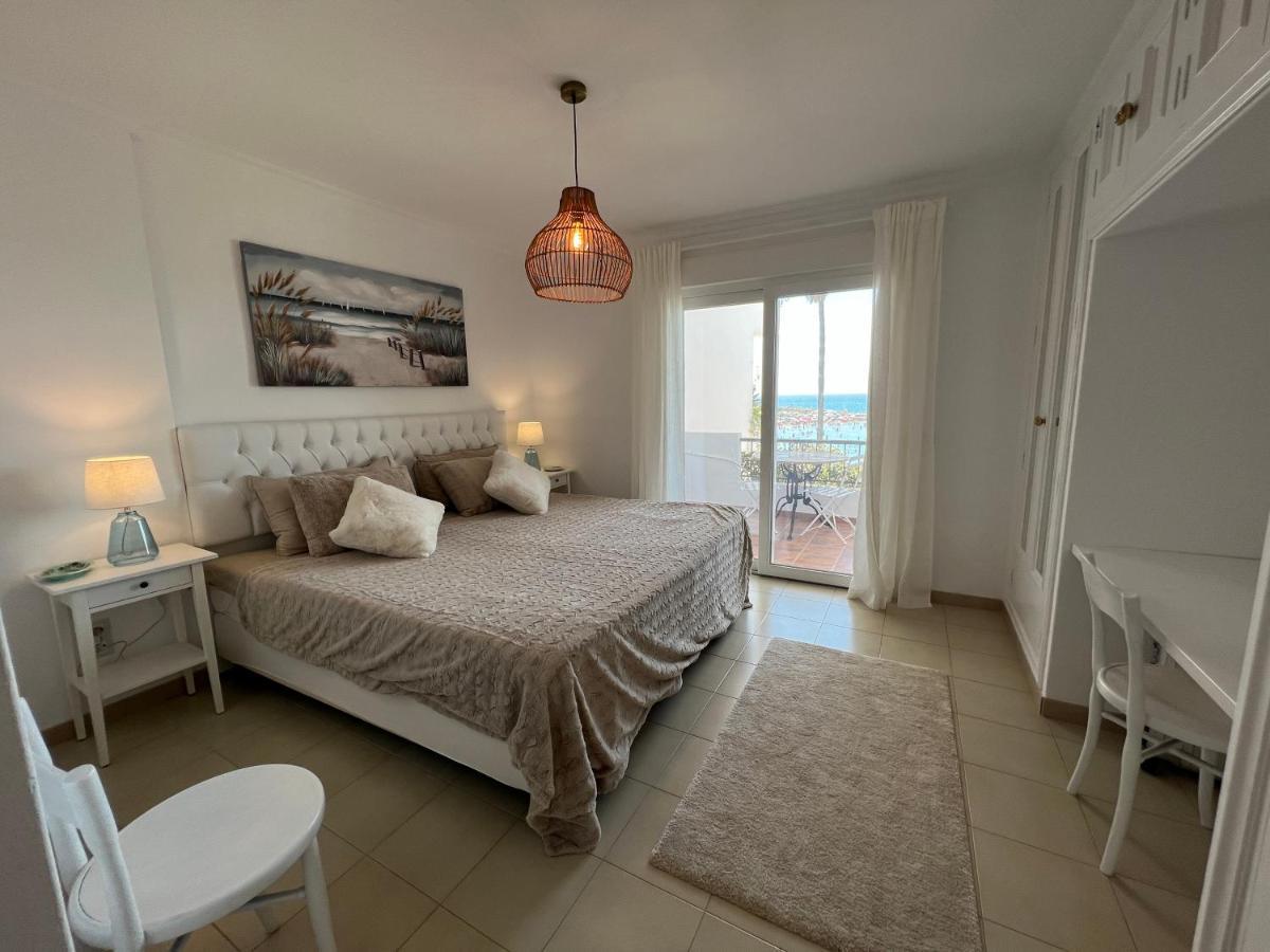 Playa Cristo Amazing Beach Terrace Appartment Estepona Bagian luar foto