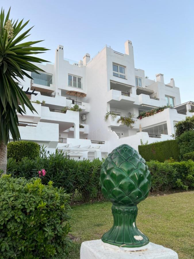 Playa Cristo Amazing Beach Terrace Appartment Estepona Bagian luar foto
