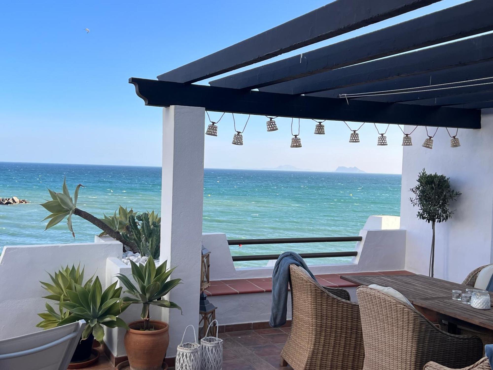 Playa Cristo Amazing Beach Terrace Appartment Estepona Bagian luar foto